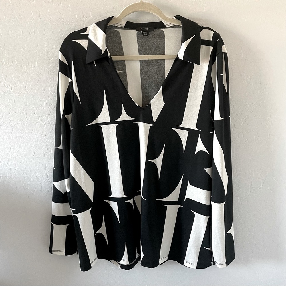 Amisu Alphabet Long Sleeve Top